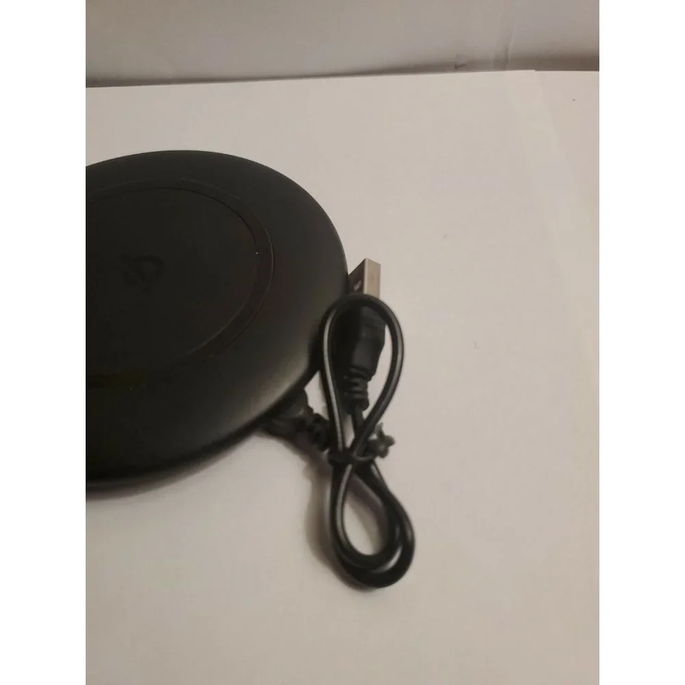 Insignia NS-MWPC10CU 10W Qi Wireless Fast Charging Pad  - Black